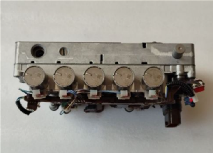 8F24-0002-OEM 8F24 Valve Body With Pressure Sensor 8 Solenoid KTJ1KP7A100DA